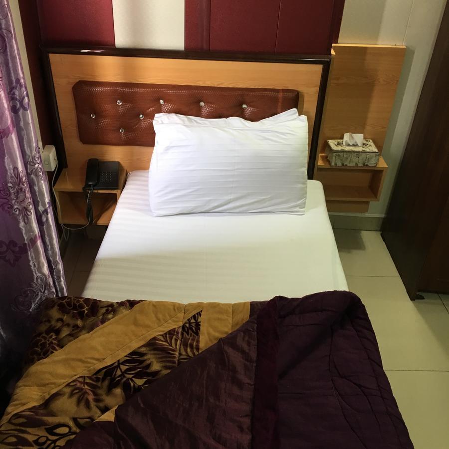 Dijlat Al Khair Hotel Bagdad Buitenkant foto