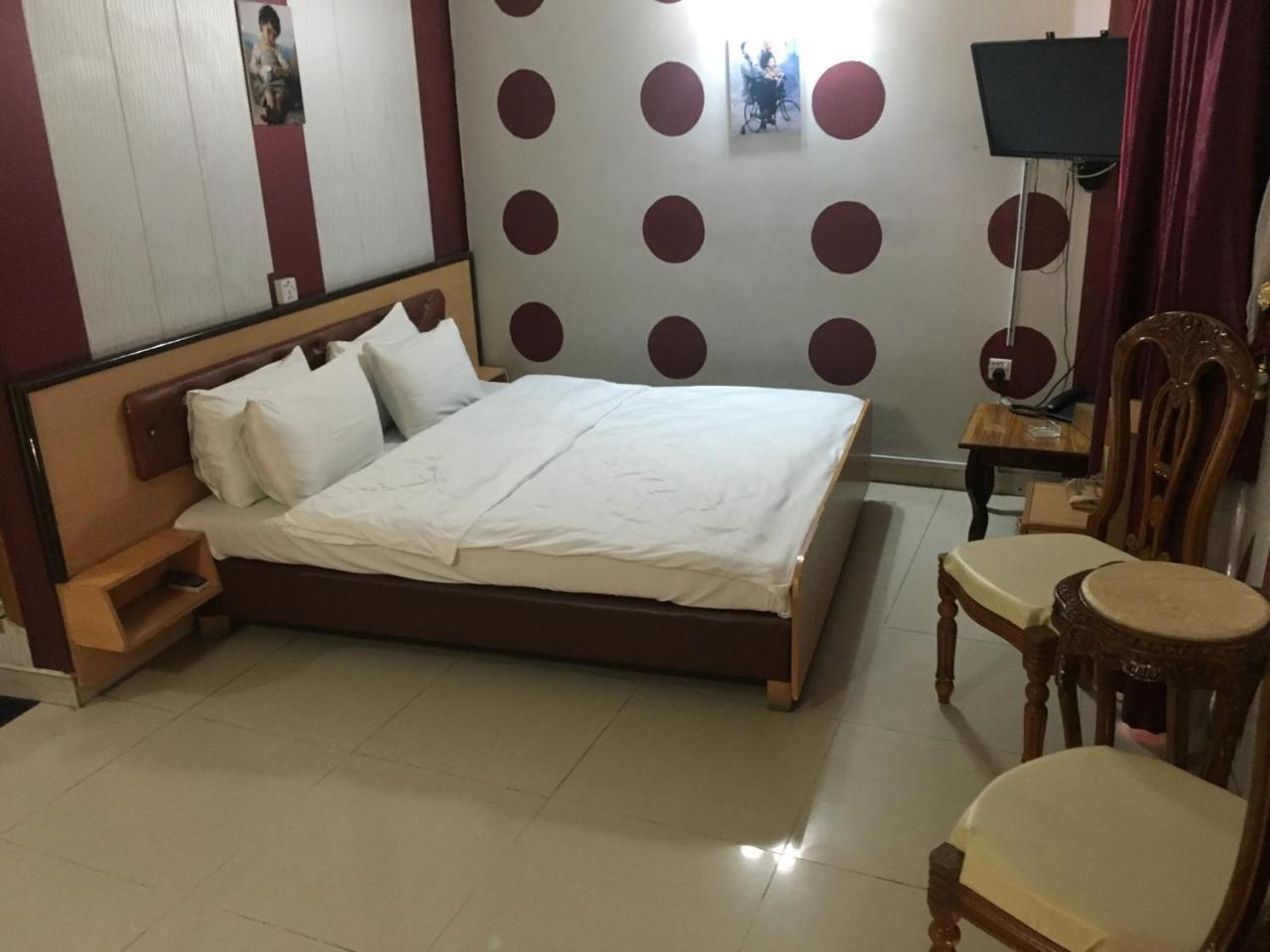 Dijlat Al Khair Hotel Bagdad Buitenkant foto