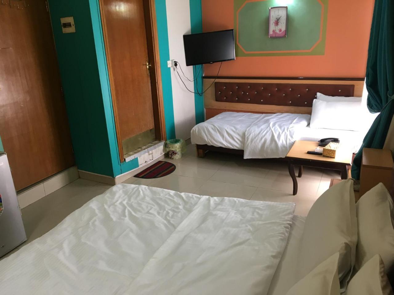 Dijlat Al Khair Hotel Bagdad Buitenkant foto