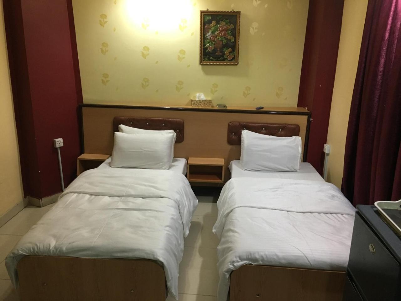 Dijlat Al Khair Hotel Bagdad Buitenkant foto